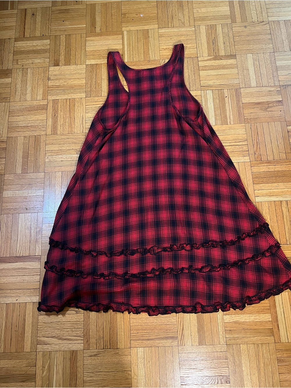 Preppy but Grunge Red and Black Plaid Ruffle Hem Tank Dress size Large - Picture 2 of 3